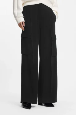 Regular-Fit Hose aus Krepp mit Cargotaschen