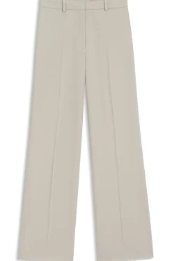 Regular-Fit Hose aus Stretch-Gewebe mit weitem Beinverlauf