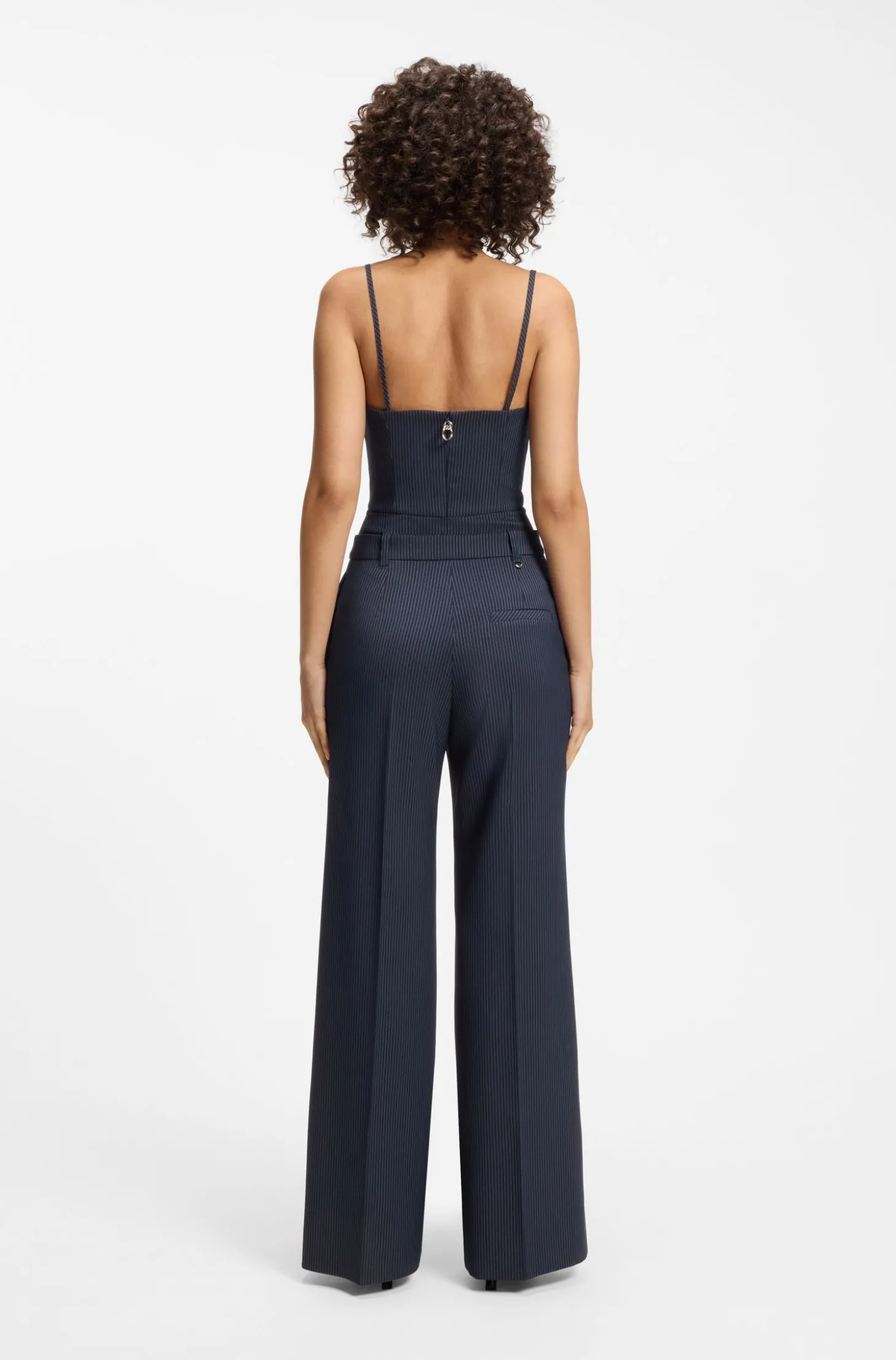 Regular-Fit Hose aus Stretch-Gewebe mit weitem Beinverlauf und Nadelstreifen