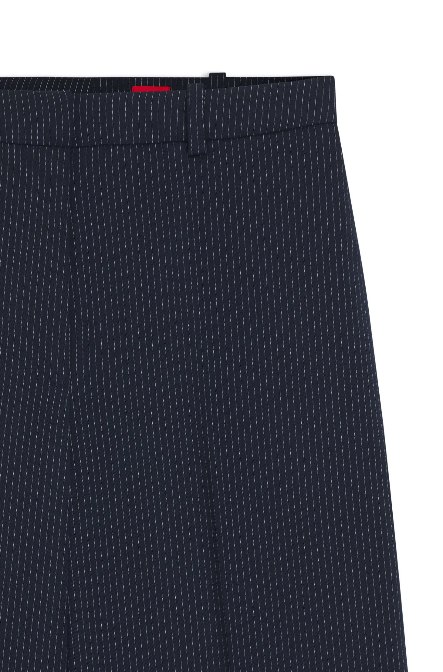 Regular-Fit Hose aus Stretch-Gewebe mit weitem Beinverlauf und Nadelstreifen