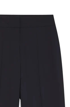 Regular-Fit Hose aus Stretch-Gewebe mit weitem Bein