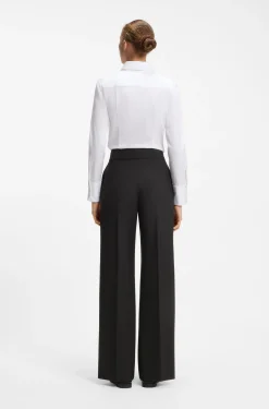 Regular-Fit Hose aus Stretch-Gewebe mit weitem Bein