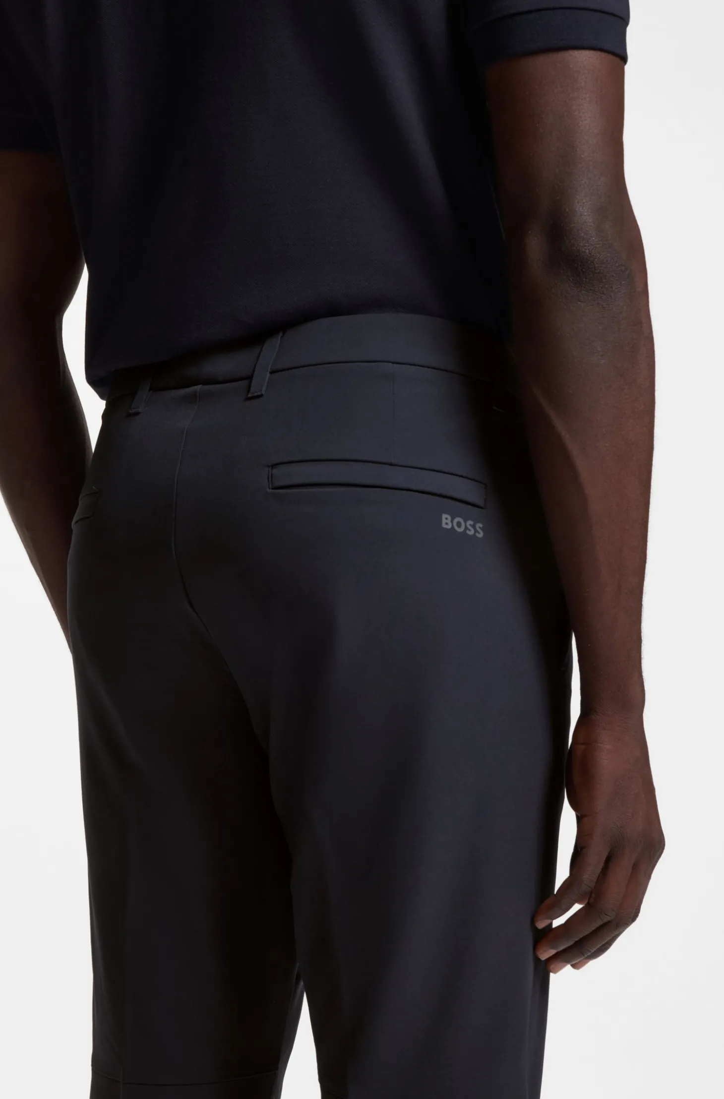 Regular-Fit Hose aus wasserabweisendem Stretch-Gewebe
