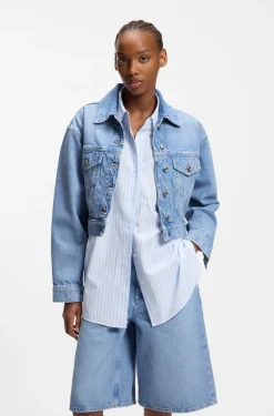 Regular-Fit Jacke aus hellblauem Denim