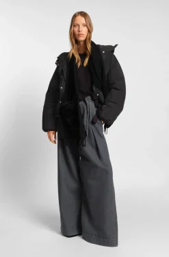 Regular-Fit Jacke aus Knitter-Gewebe