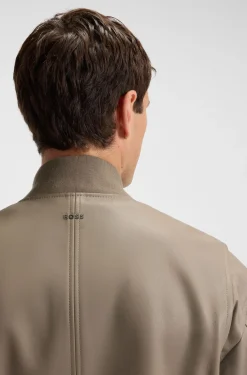 Regular-Fit Jacke aus strukturiertem Leder