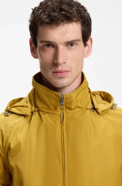 Regular-Fit Jacke mit Kapuze und wasserabweisendem Finish