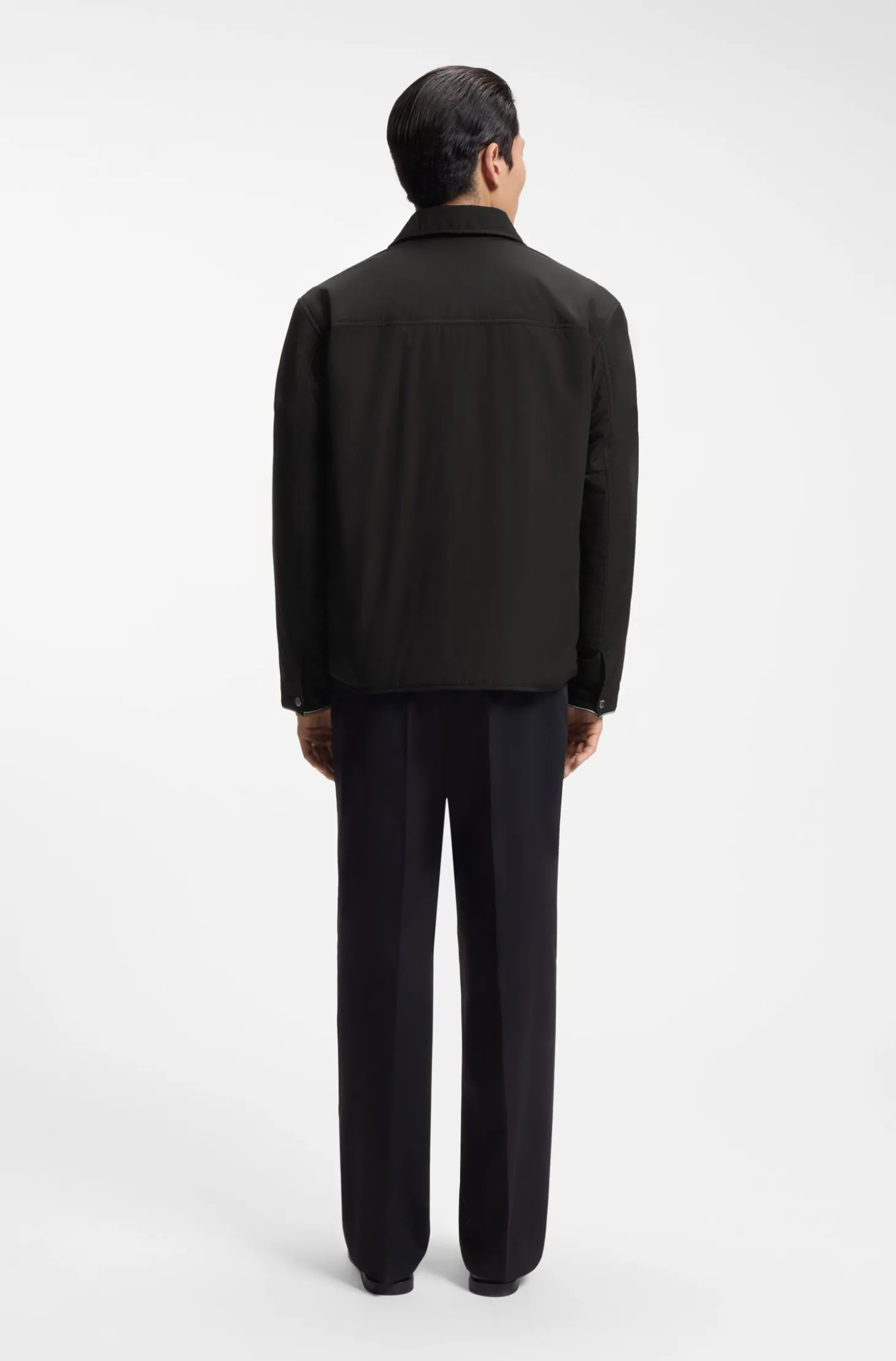 Regular-Fit Jacke mit wasserabweisendem Finish