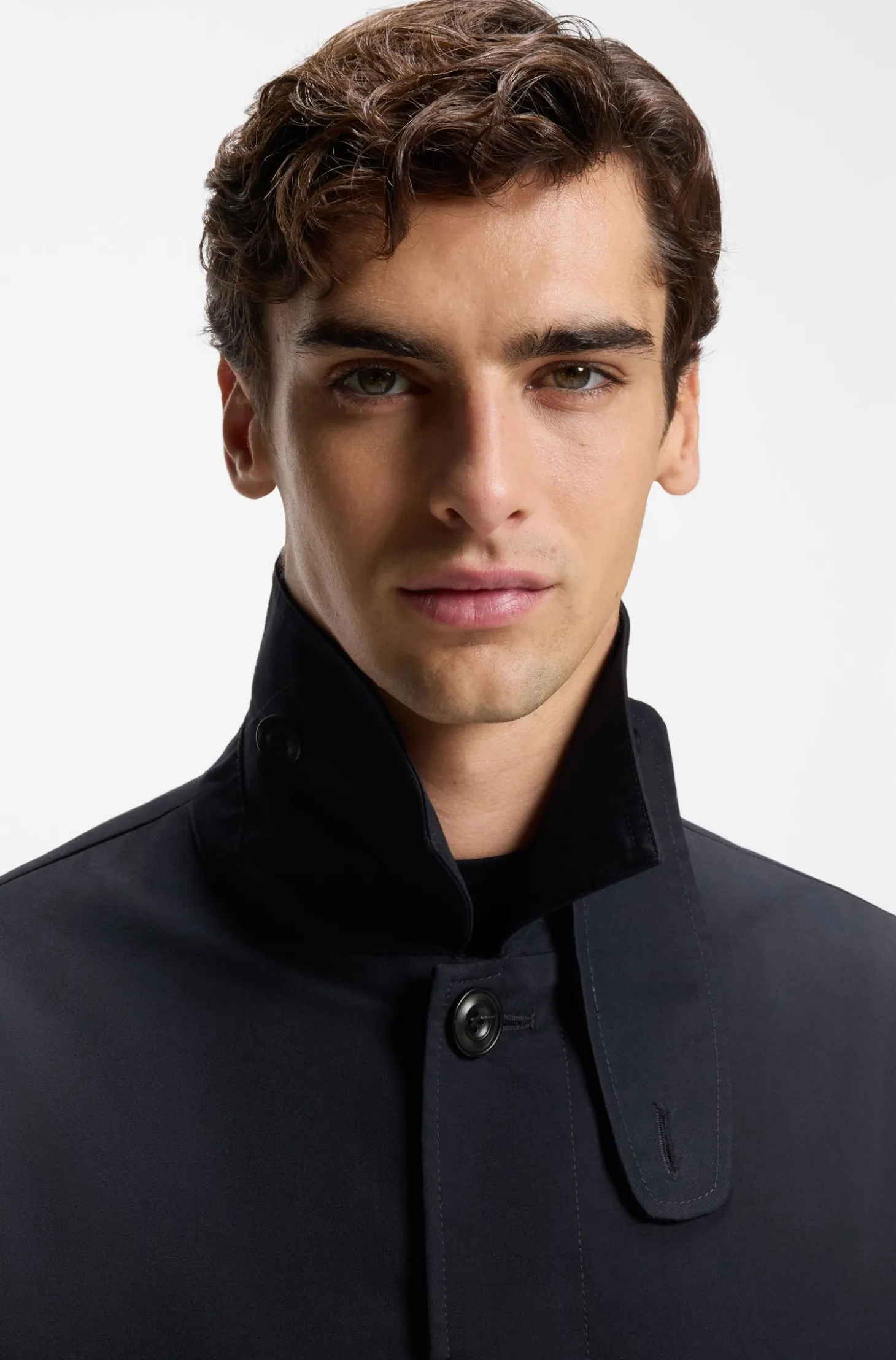 Regular-Fit Mantel aus wasserabweisender Gabardine