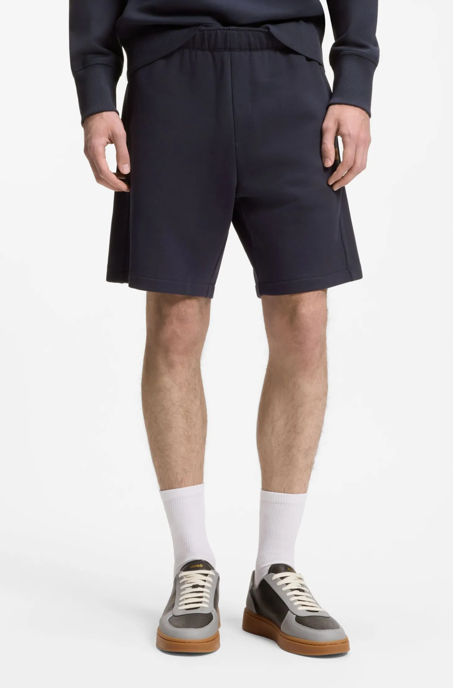 Regular-Fit Shorts aus Baumwolle mit Logo-Badge aus Veloursleder