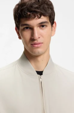 Regular-Fit Softshell-Jacke aus Vier-Wege-Stretch