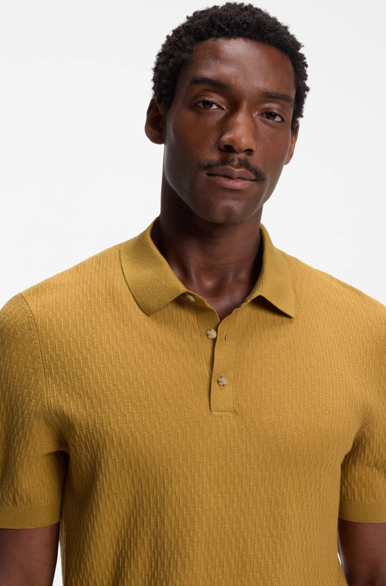 Regular-Fit Strick-Poloshirt aus strukturiertem Gewebe