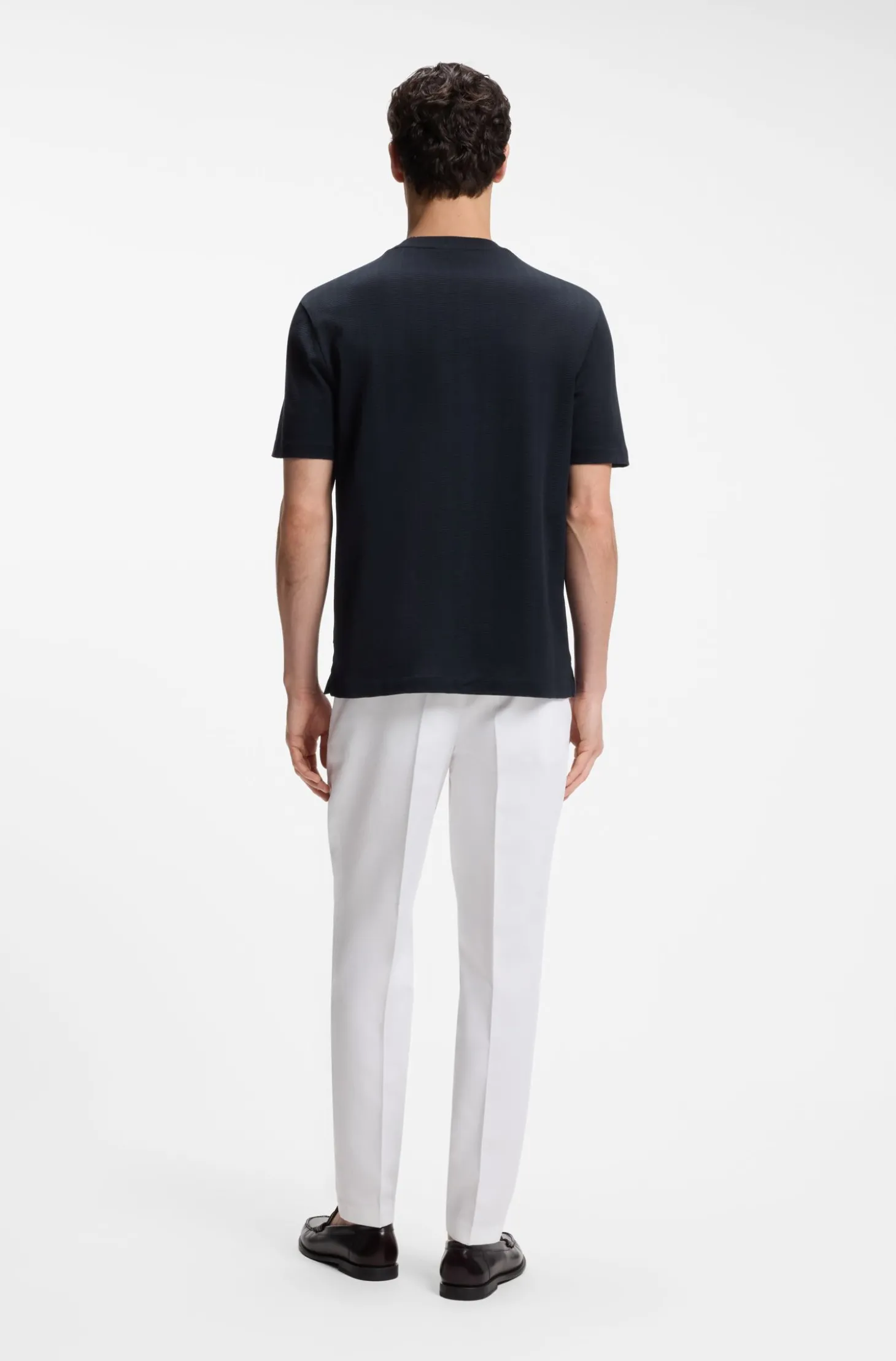 Regular-Fit T-Shirt aus Baumwolle mit erhabener Jacquard-Struktur