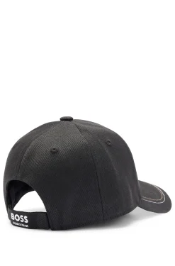 Reitsport-Cap mit fünf Bahnen und Logo-Details