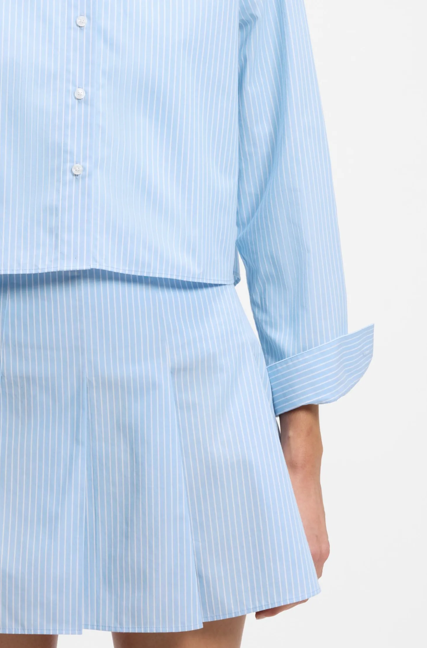 Relaxed-Fit Bluse aus gestreifter Baumwoll-Popeline