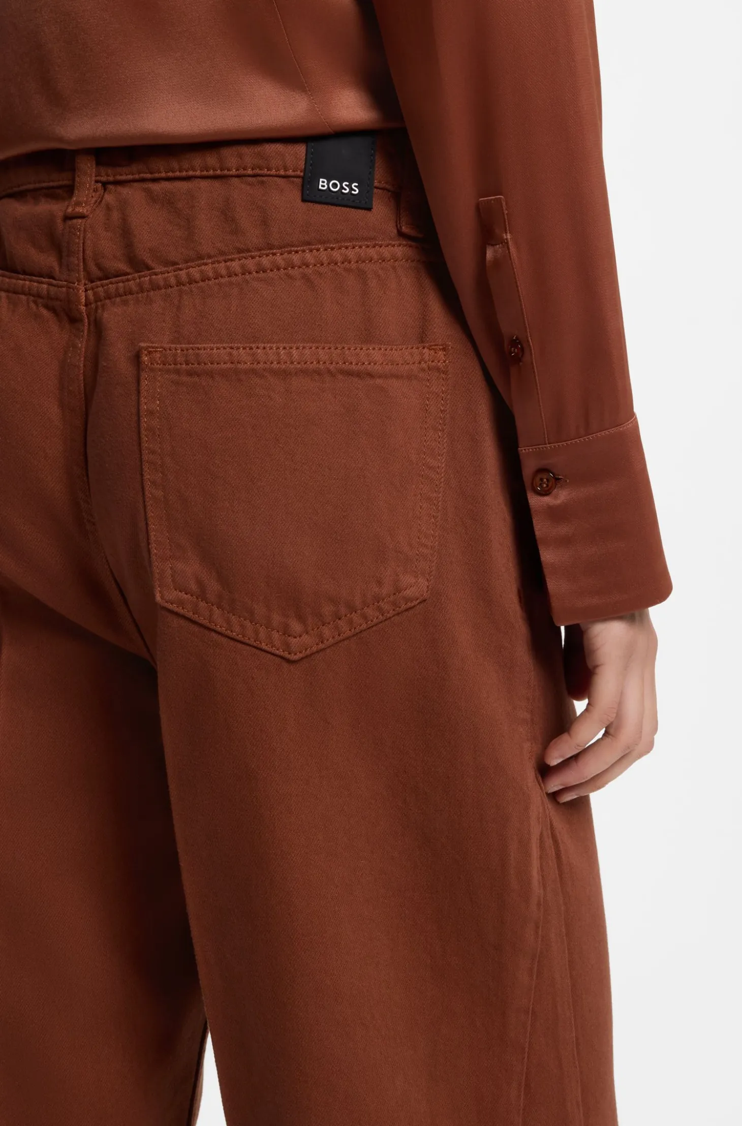 Relaxed-Fit farbige Jeans aus softem Baumwoll-Mix
