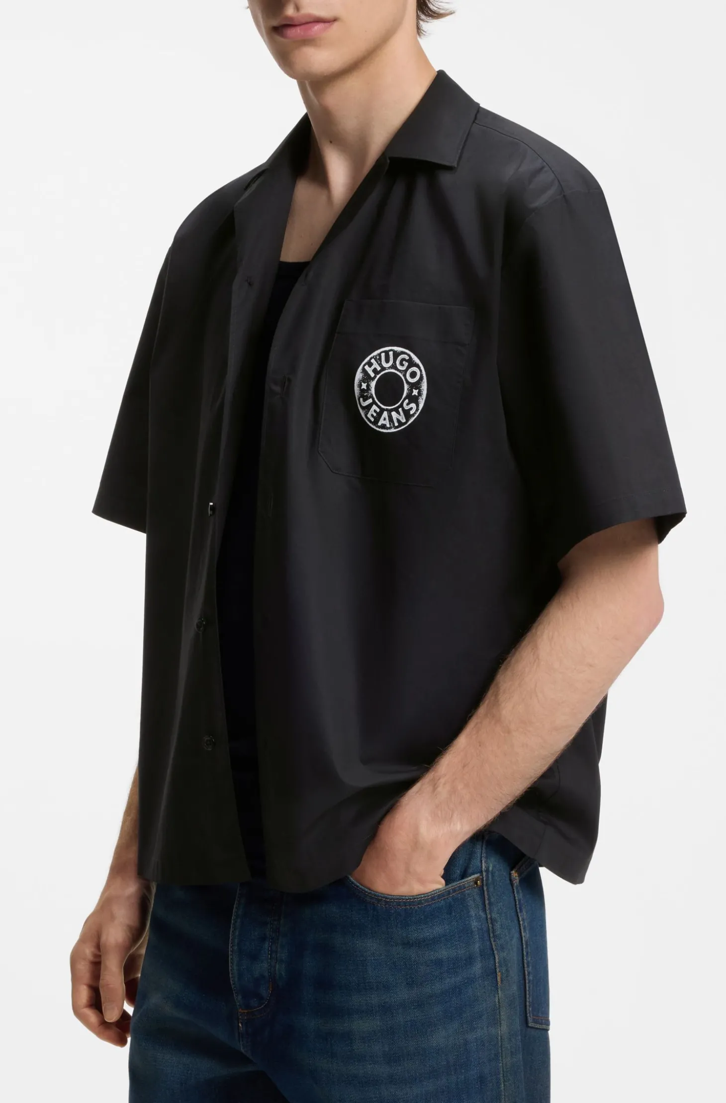 Relaxed-Fit Hemd mit Print auf der Brust und Reverskragen