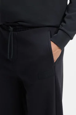 Relaxed-Fit Hose aus innovativem French Terry