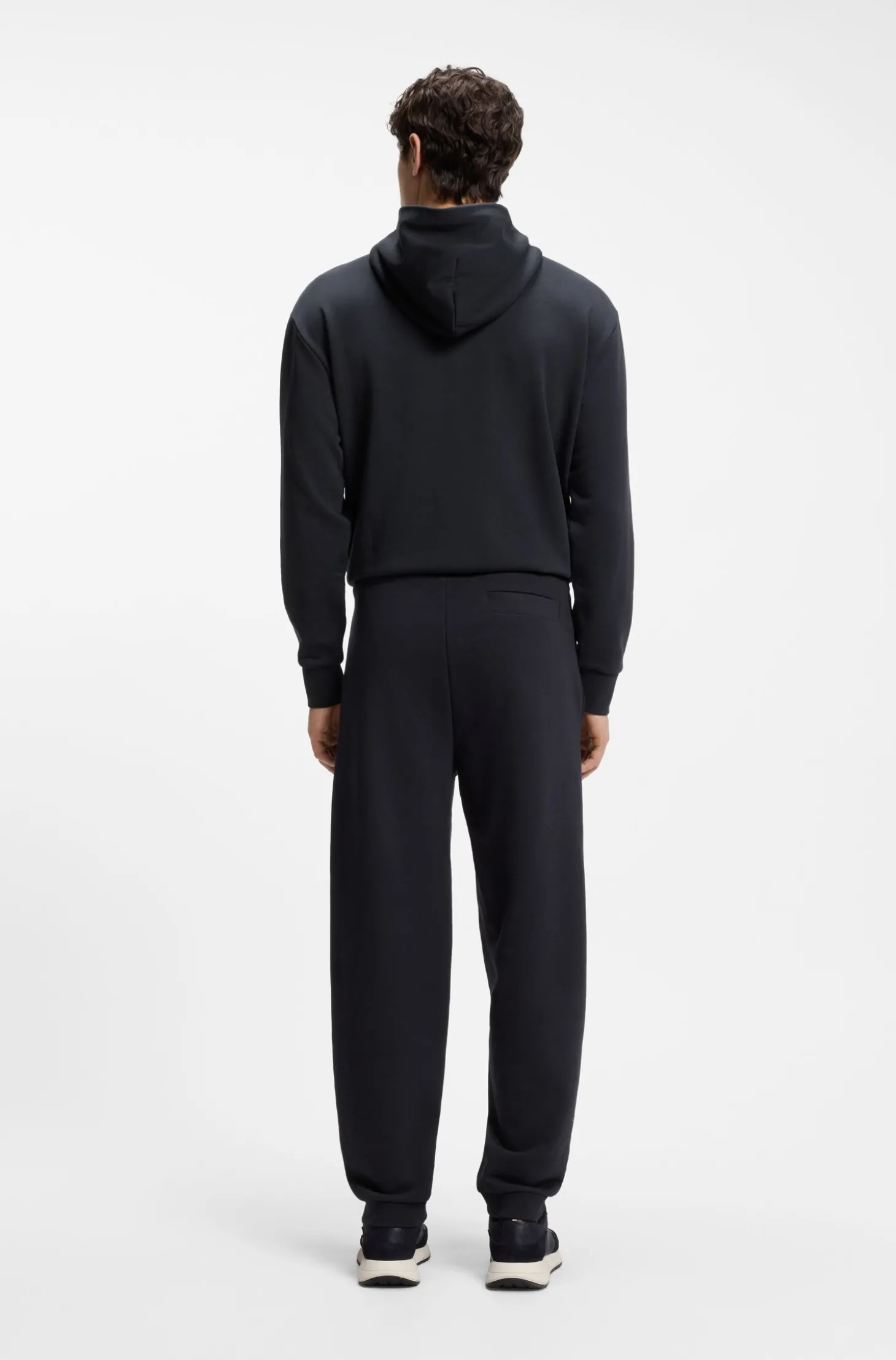 Relaxed-Fit Hose aus innovativem French Terry