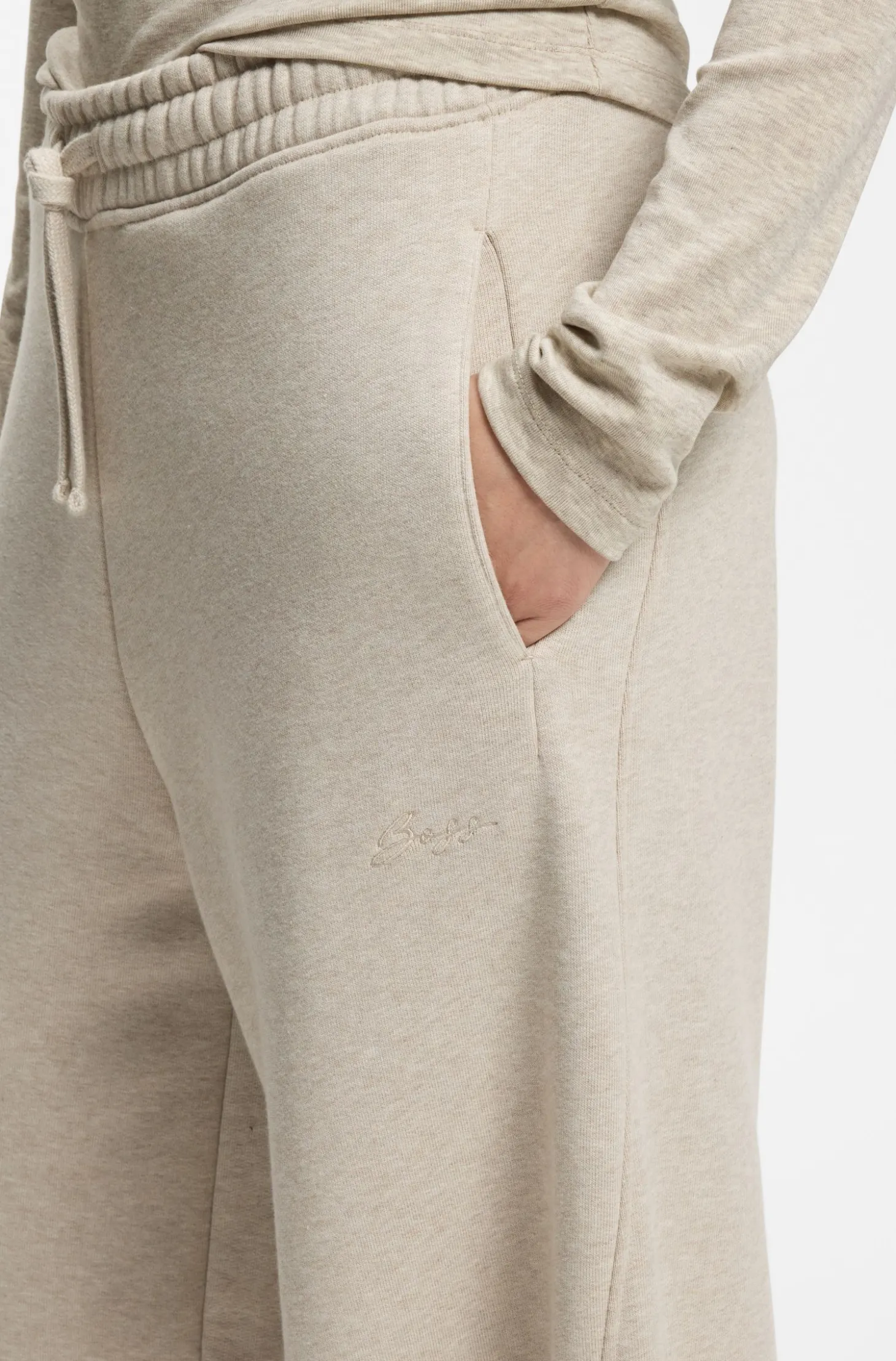 Relaxed-Fit Hose mit Barrel-Leg aus meliertem Jersey