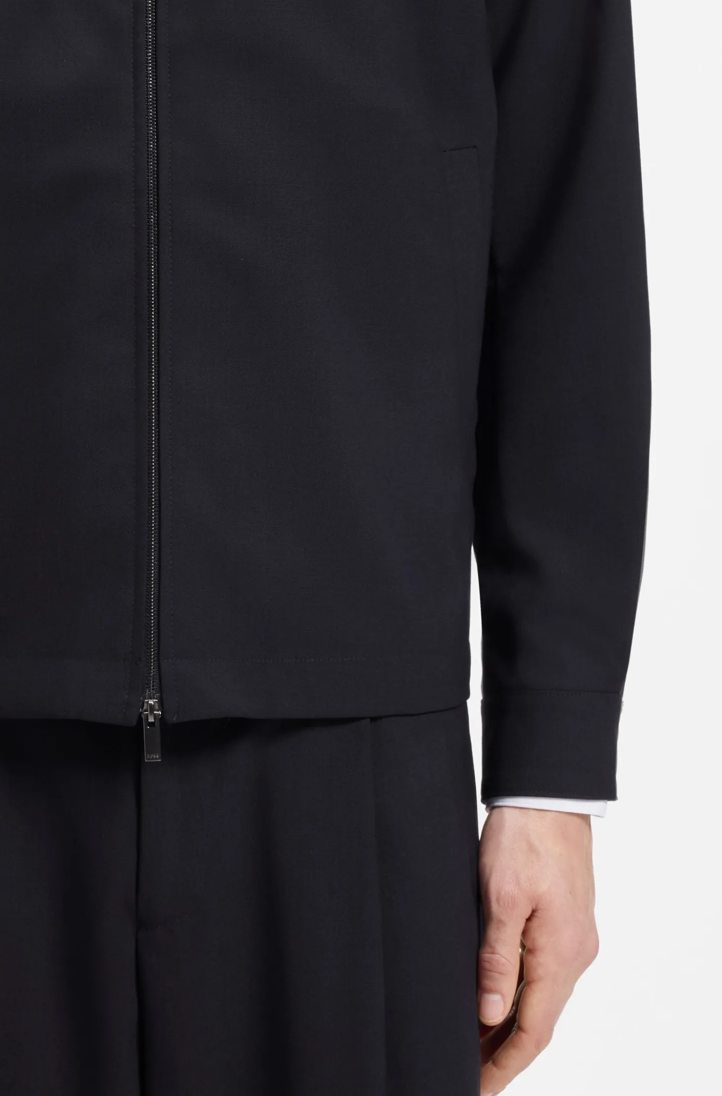 Relaxed-Fit Jacke aus gemusterter Schurwolle mit Reißverschluss