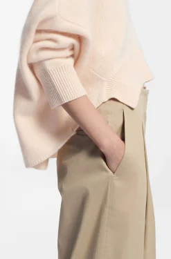 Relaxed-Fit Pullover aus Schurwolle mit Kaschmir