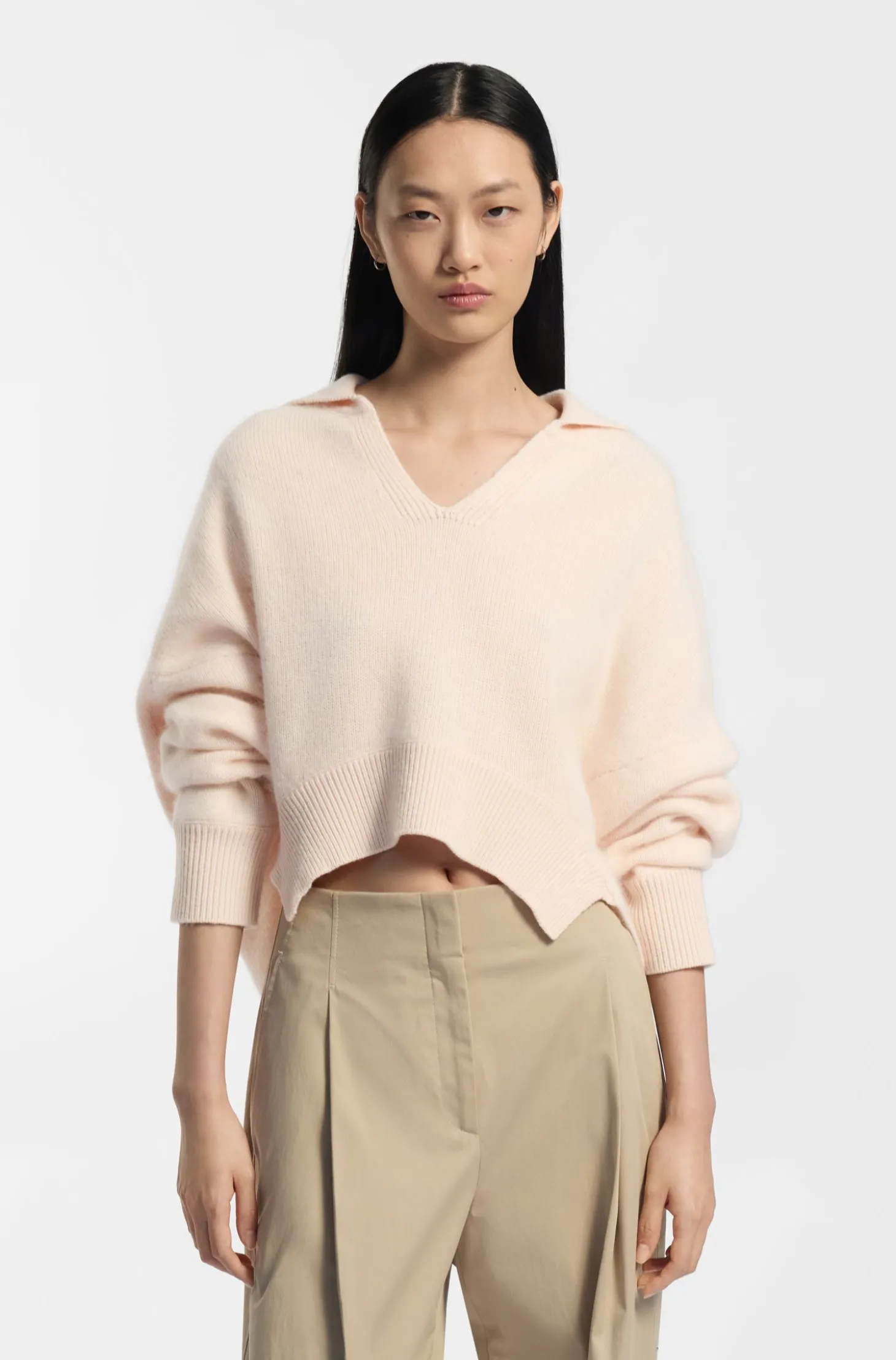 Relaxed-Fit Pullover aus Schurwolle mit Kaschmir
