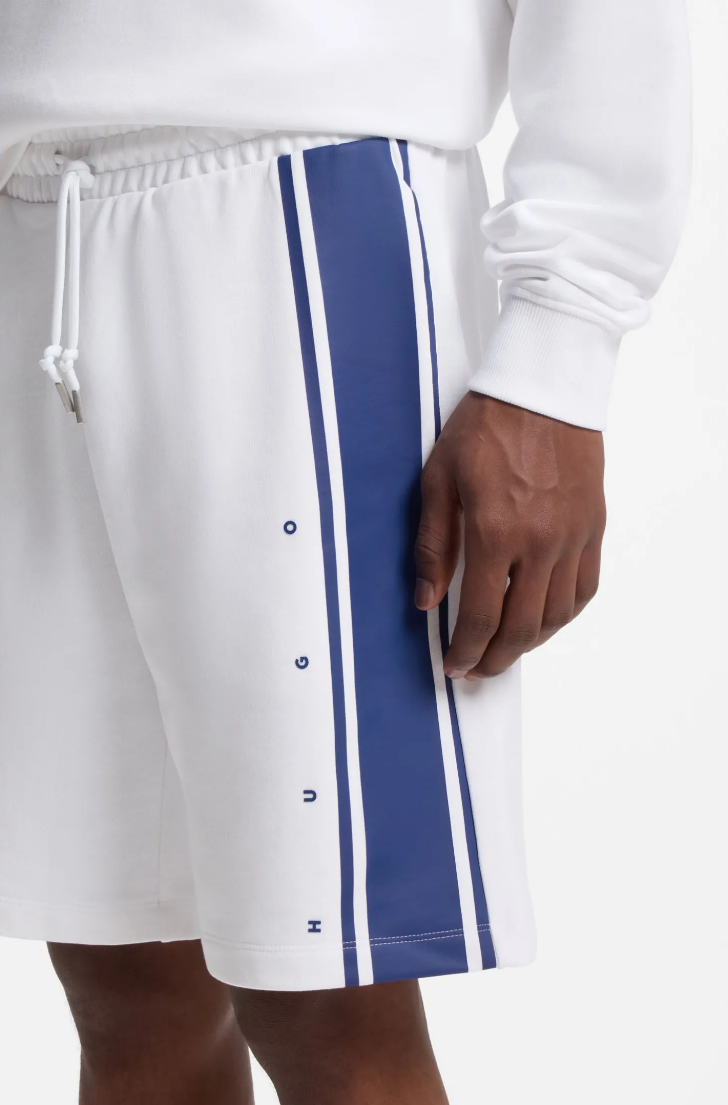 Relaxed-Fit Shorts aus Baumwoll-Terry mit Seitenstreifen