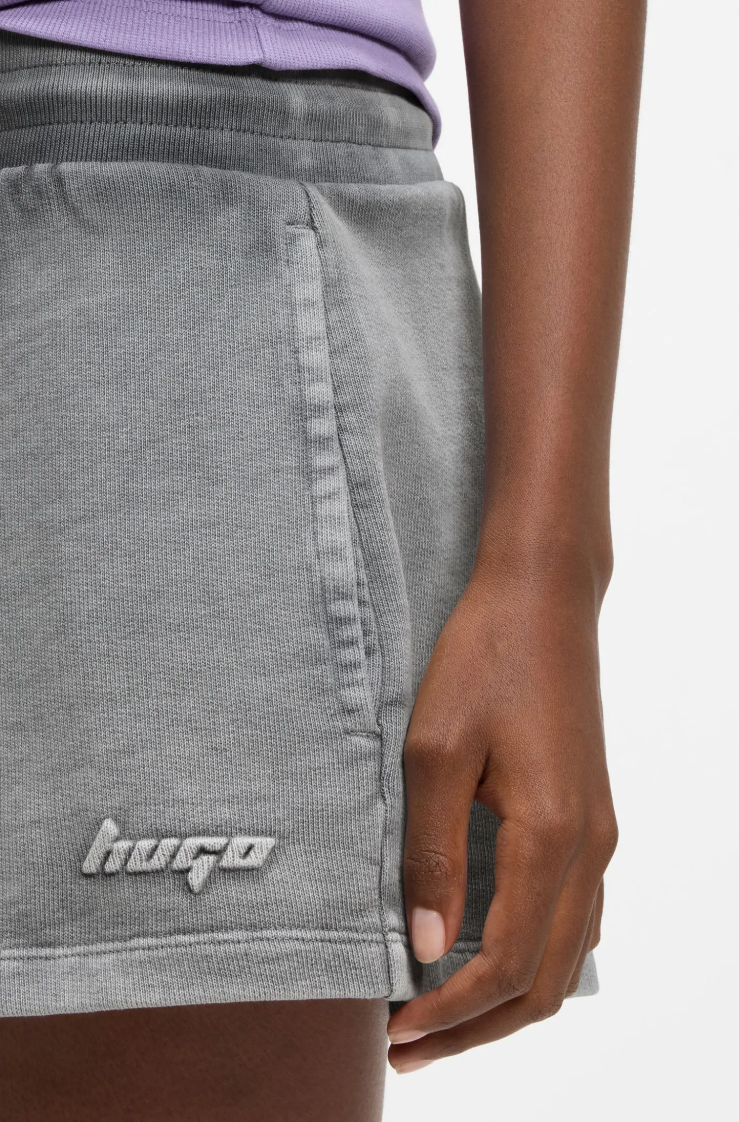Relaxed-Fit Shorts aus Baumwoll-Terry mit geprägtem Logo