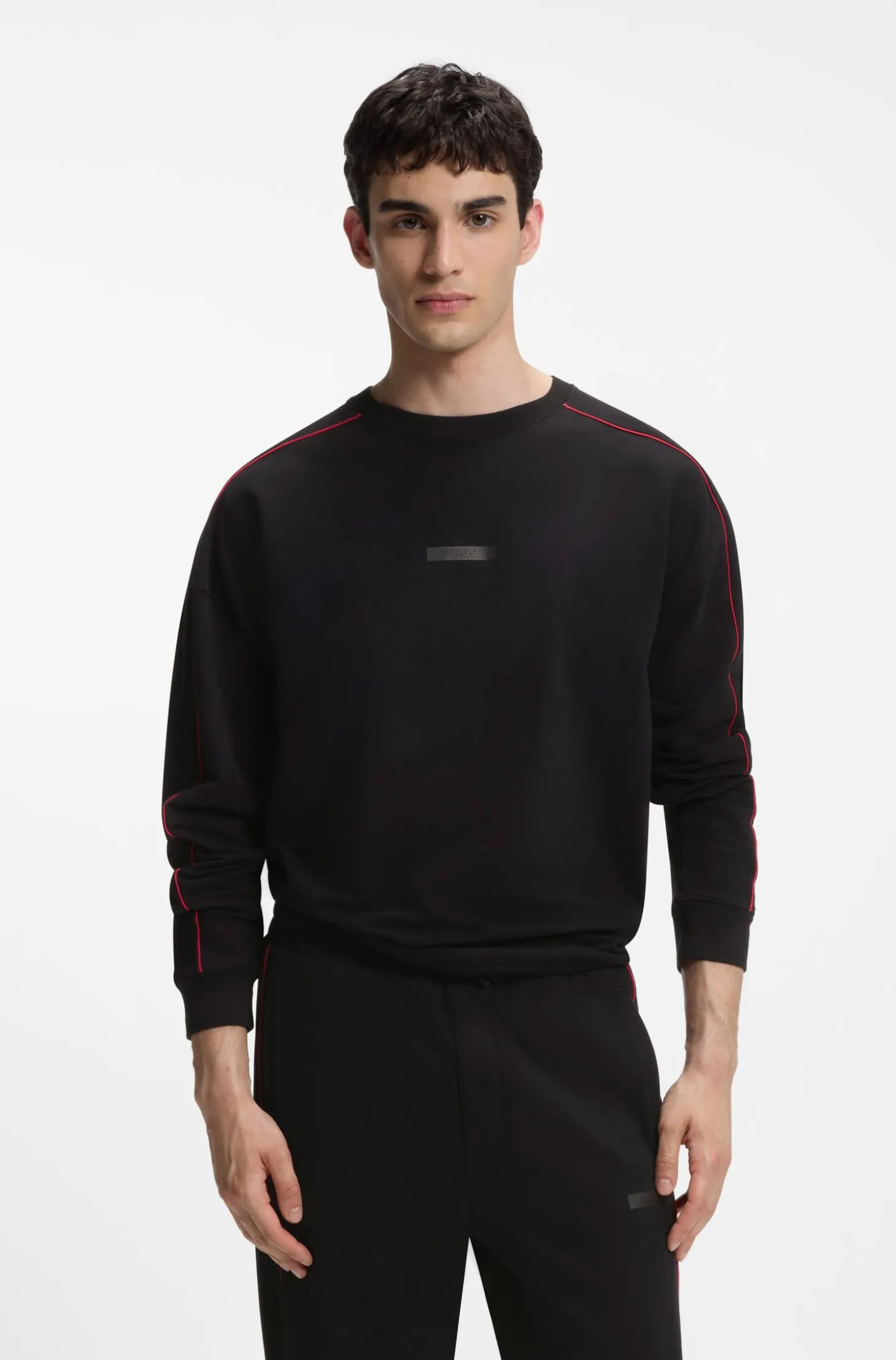 Relaxed-Fit Sweatshirt aus Stretch-Baumwolle mit kontrastfarbenen Paspeln