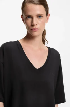 Relaxed-Fit T-Shirt aus Stretch-Jersey mit V-Ausschnitt