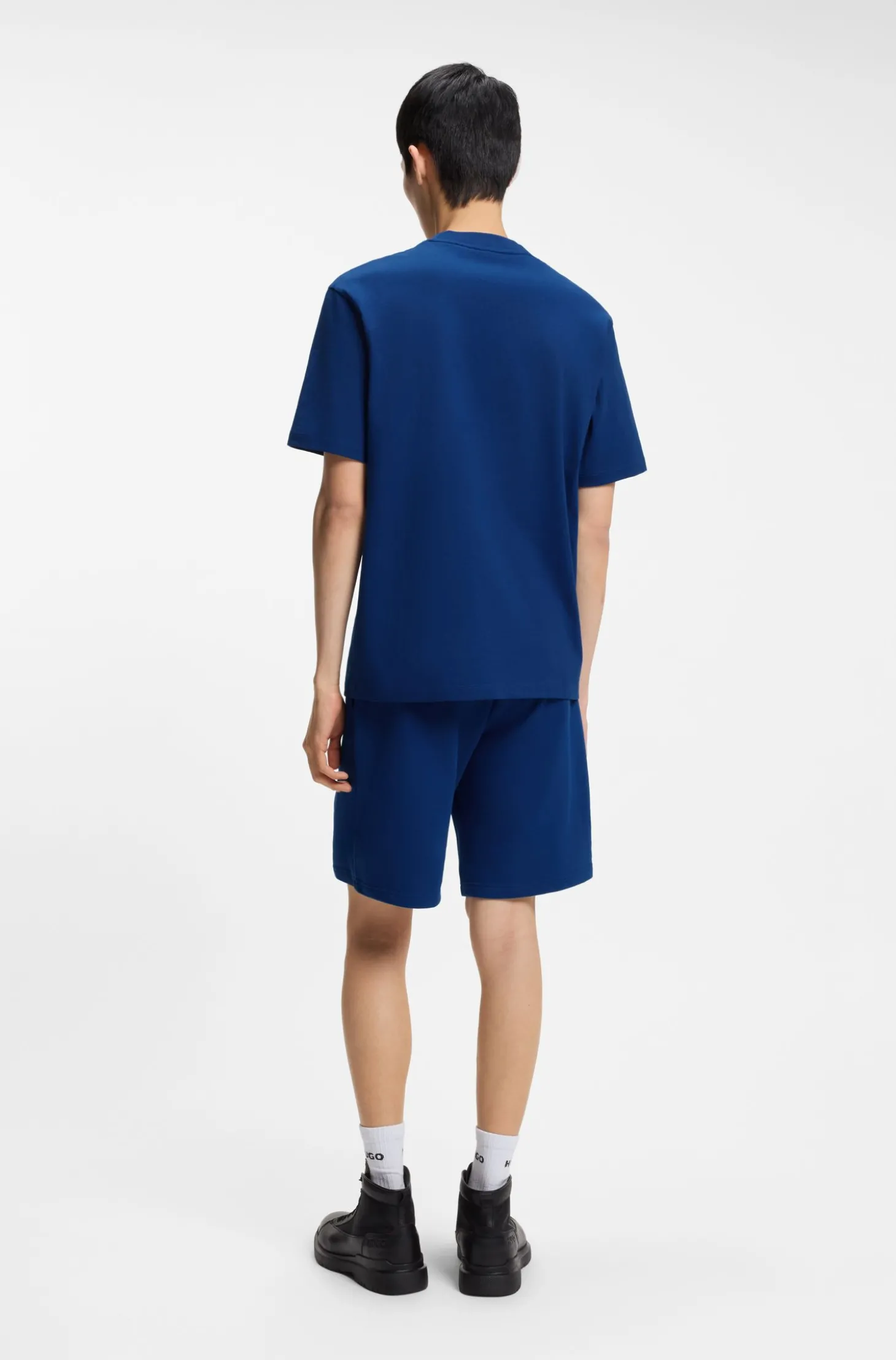 Relaxed-Fit T-Shirt mit zentralem Logo-Detail