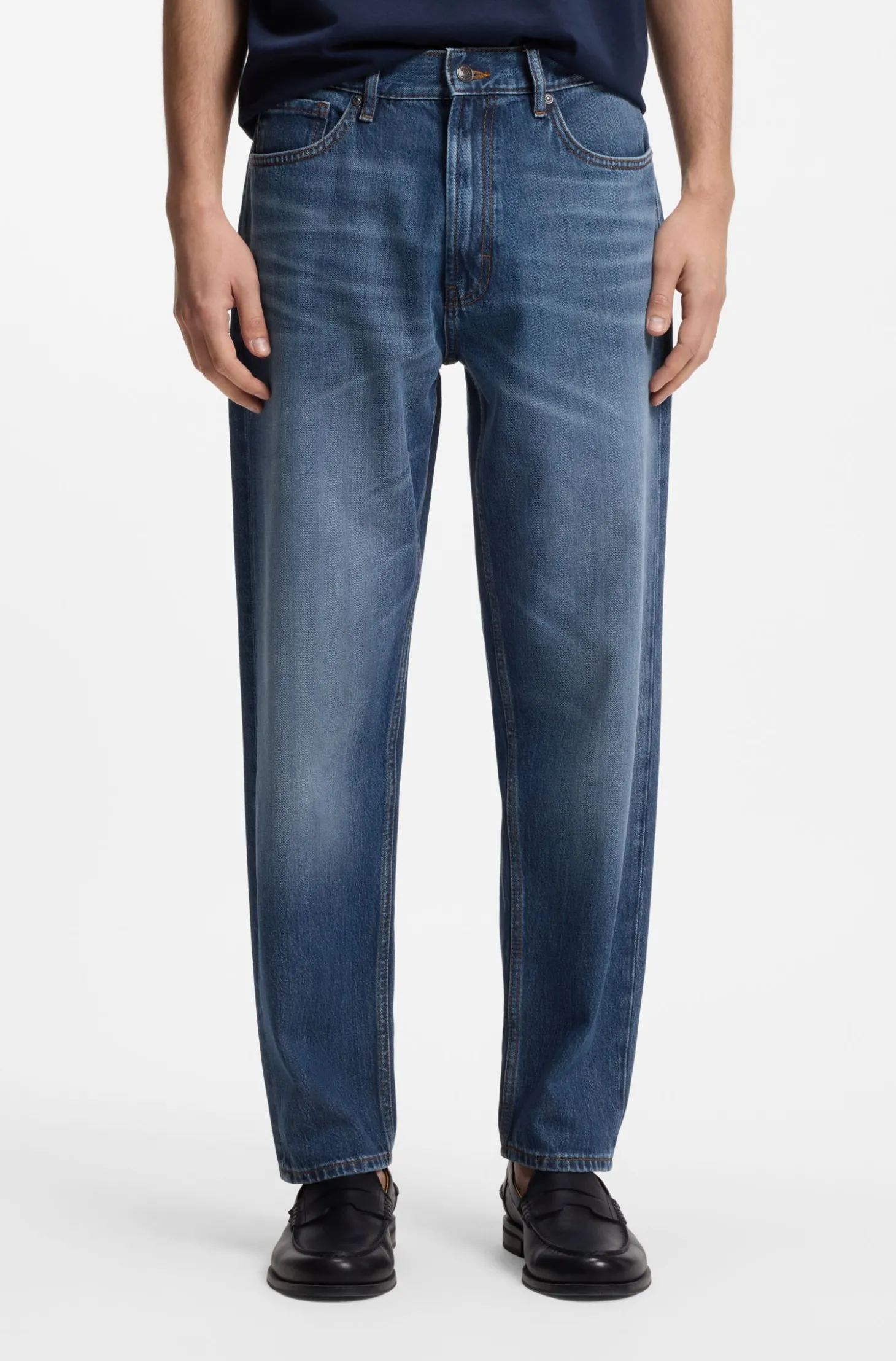 Relaxed Tapered-Fit Jeans aus blauem Denim