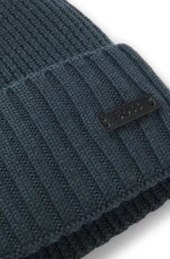 Rippstrick-Mütze aus Schurwolle mit Logo-Applikation