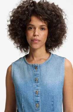 Ärmellose Regular-Fit Bluse aus Denim mit Schößchen