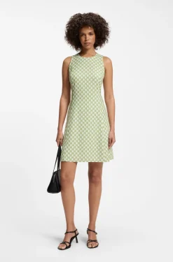 Ärmelloses Kleid mit geometrischem Print