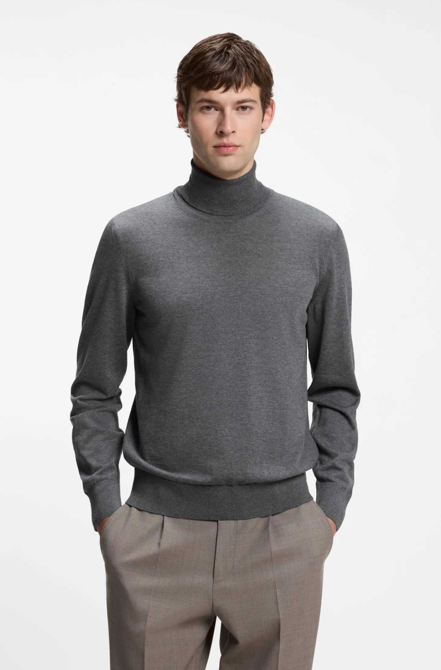 Rollkragenpullover aus extrafeiner Merinowolle