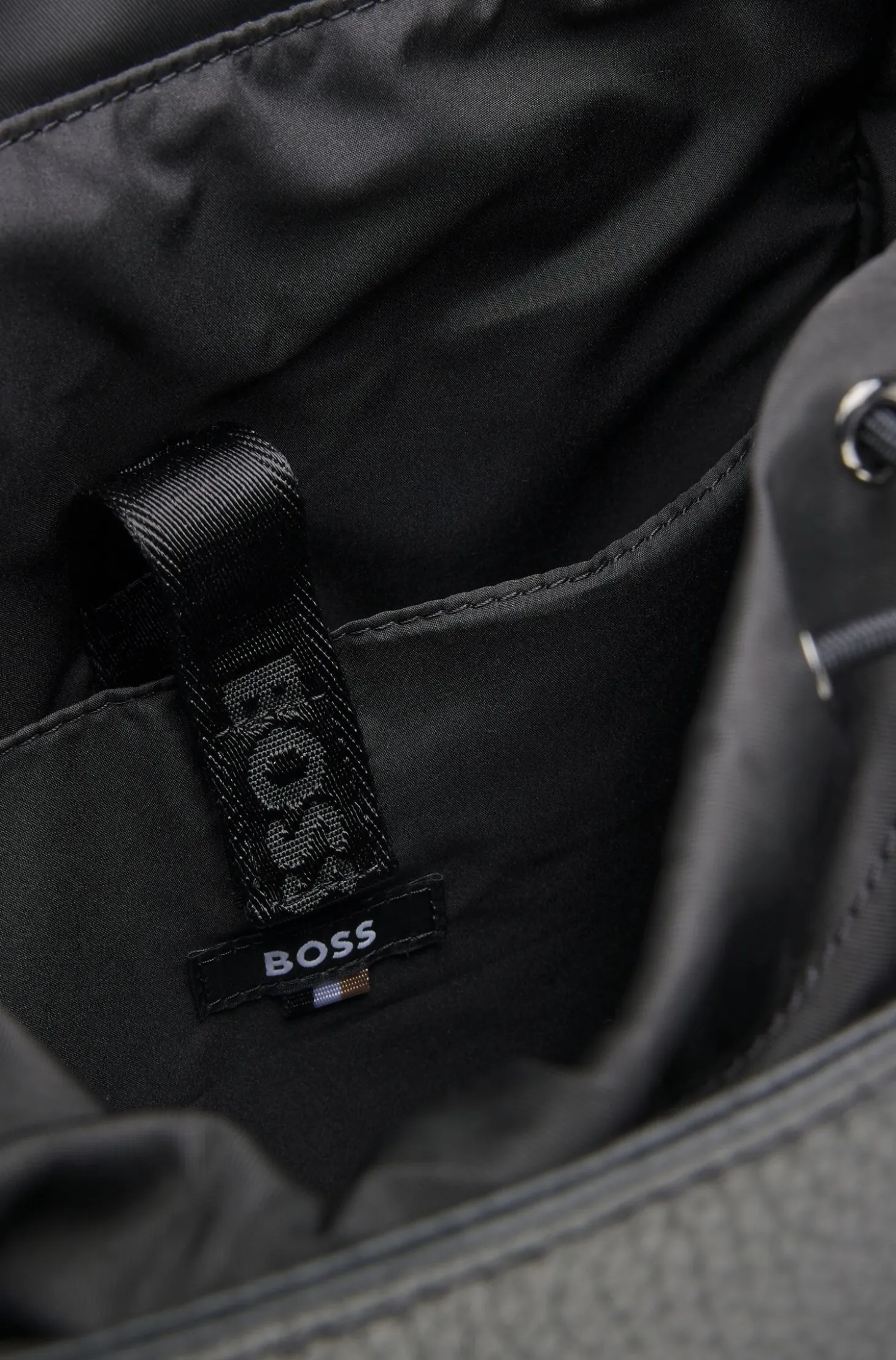 Rucksack aus italienischem Leder mit Double-B-Monogramm
