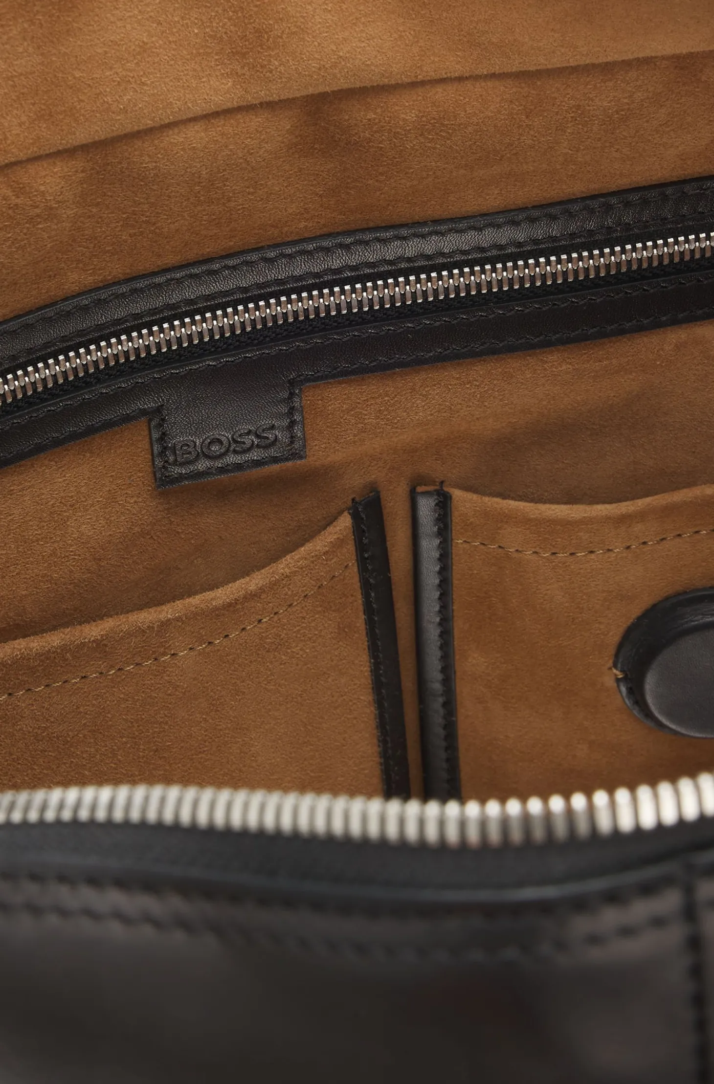Runway Weekender aus Leder mit Logo-Prägung