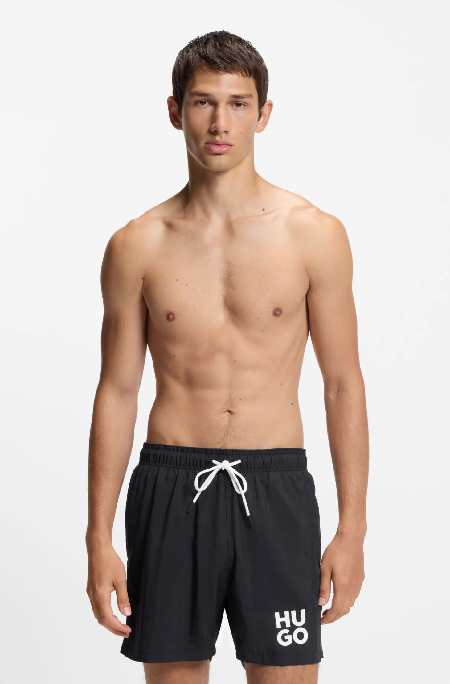 Schnell trocknende Badeshorts mit Stacked-Logo-Print