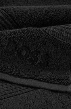 Schwarzes Badetuch aus Baumwolle mit tonaler Logo-Stickerei