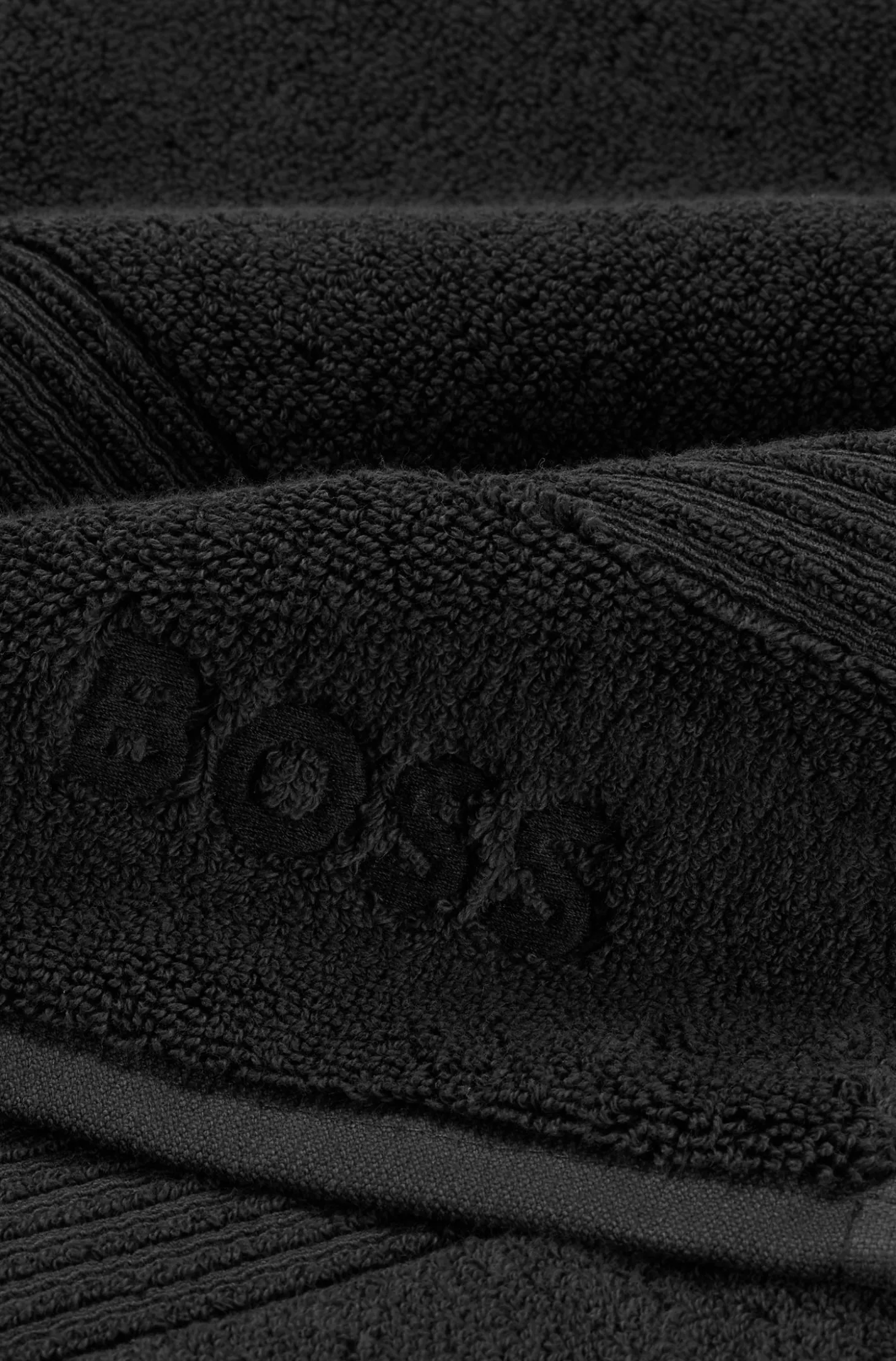 Schwarzes Handtuch aus Baumwolle mit Logo-Stickerei