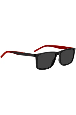 Schwarze Sonnenbrille mit zweifarbigen Bügeln