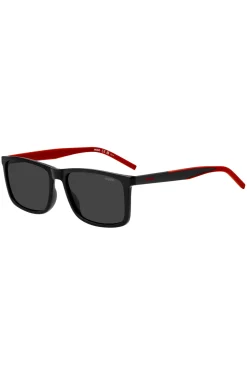 Schwarze Sonnenbrille mit zweifarbigen Bügeln