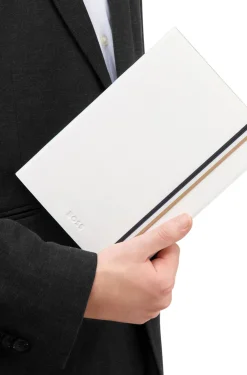 Set aus DIN-A5-Notizbuch aus weißem Kunstleder und Kugelschreiber
