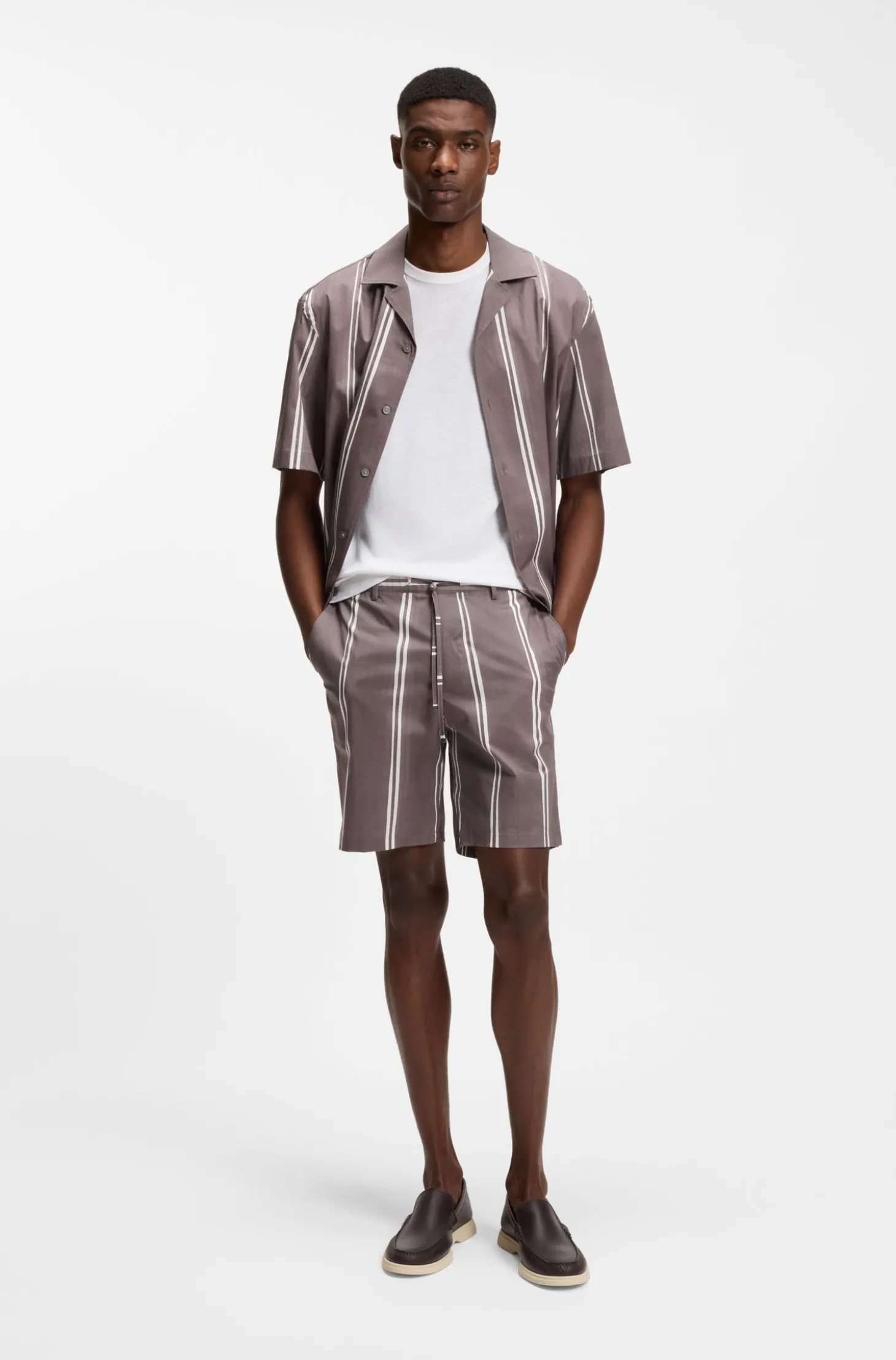 Shorts aus Stretch-Baumwolle mit Druckmuster