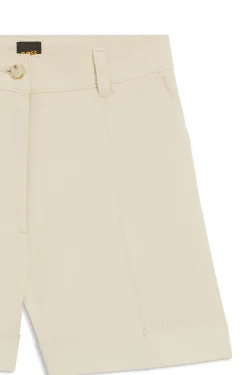 Shorts aus Stretch-Baumwolle mit umgeschlagenen Säumen