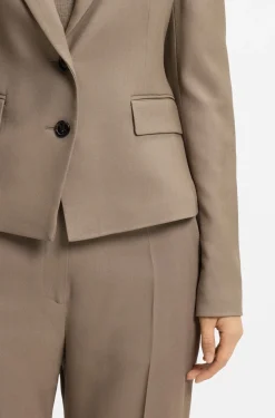 Slim-Fit Blazer aus elastischer Gabardine