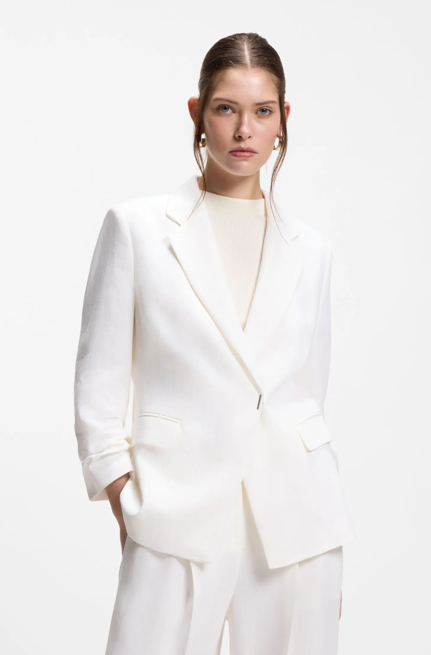 Slim-Fit Blazer aus Leinen-Mix