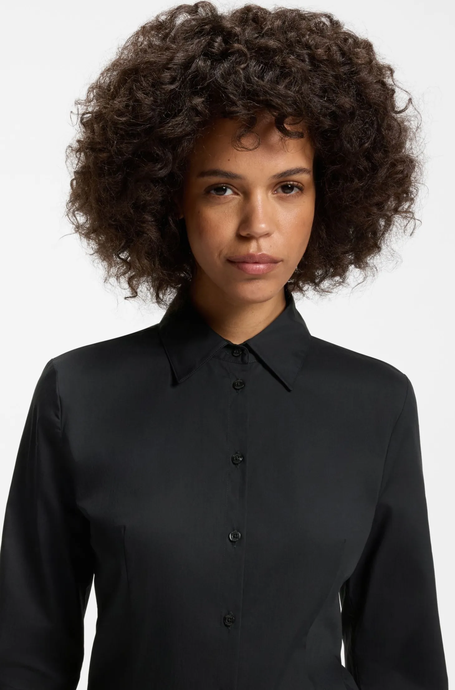 Slim-Fit Bluse aus bügelleichtem Baumwoll-Mix mit Twill-Struktur